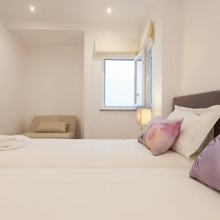 Apartment Feels Like S. Bento Luxus With Terrace Lisbon